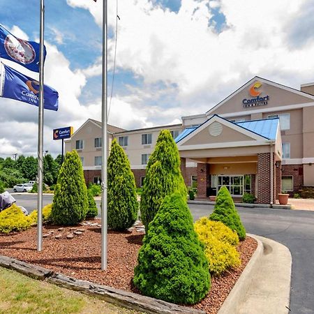 Comfort Inn & Suites Hillsville I-77 Buitenkant foto