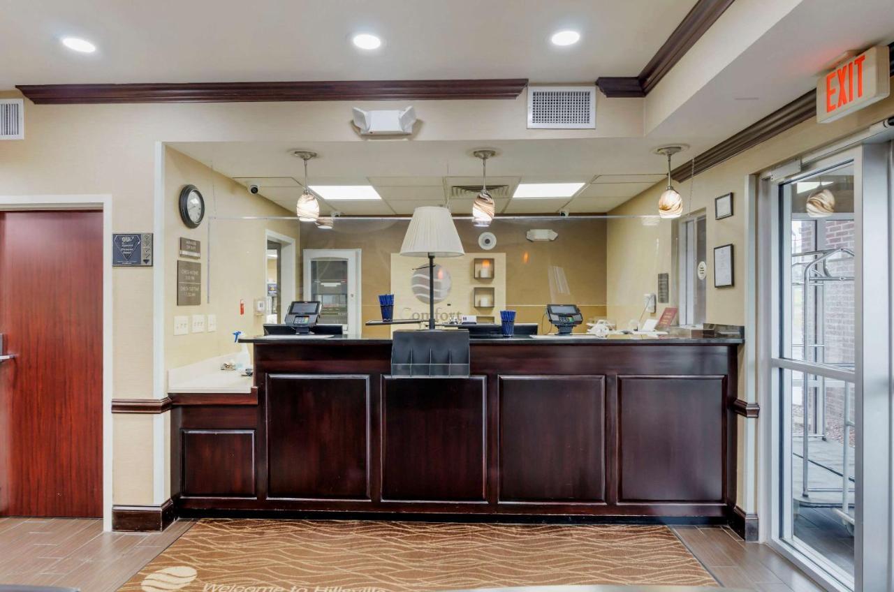 Comfort Inn & Suites Hillsville I-77 Buitenkant foto
