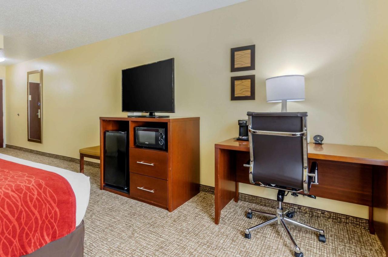 Comfort Inn & Suites Hillsville I-77 Buitenkant foto