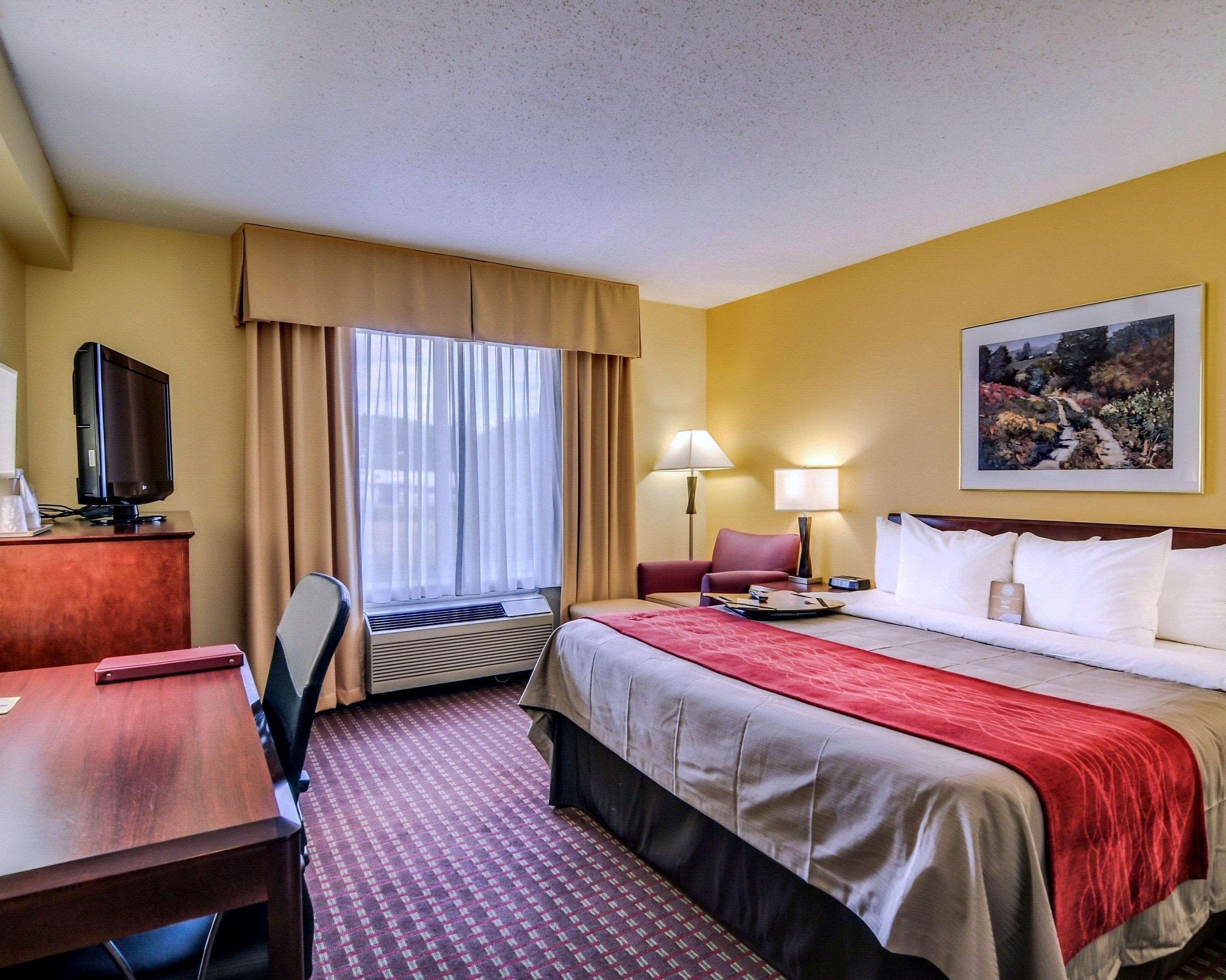 Comfort Inn & Suites Hillsville I-77 Buitenkant foto
