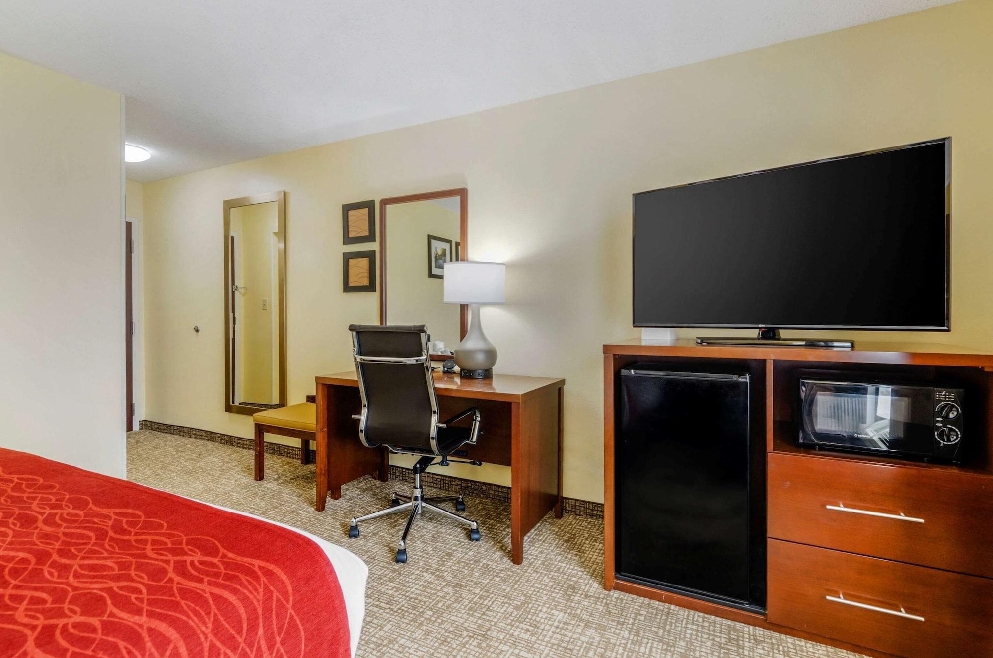 Comfort Inn & Suites Hillsville I-77 Buitenkant foto