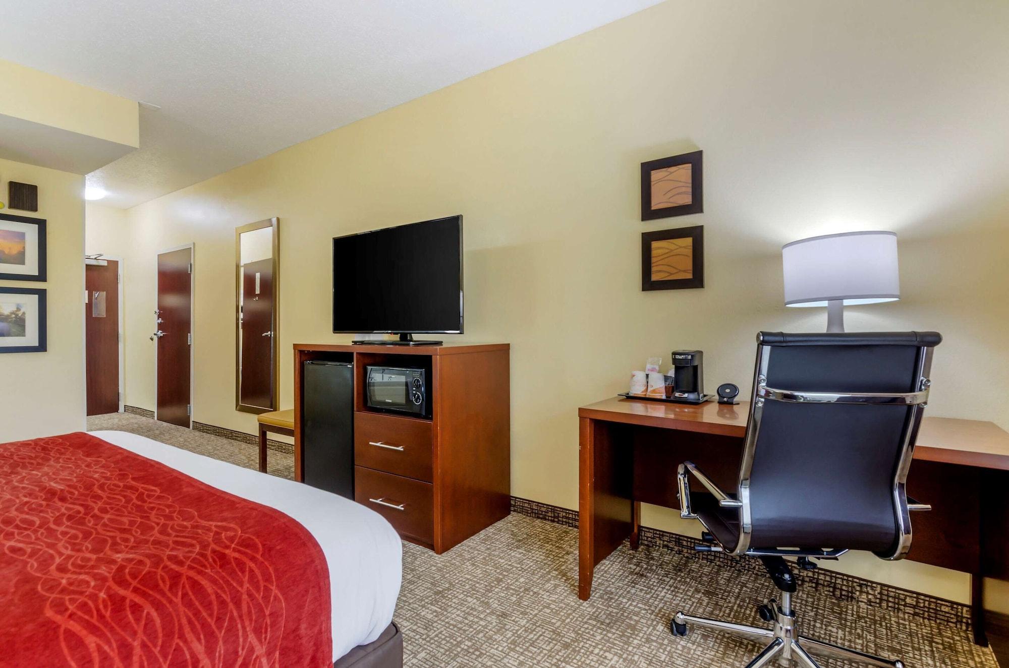 Comfort Inn & Suites Hillsville I-77 Buitenkant foto