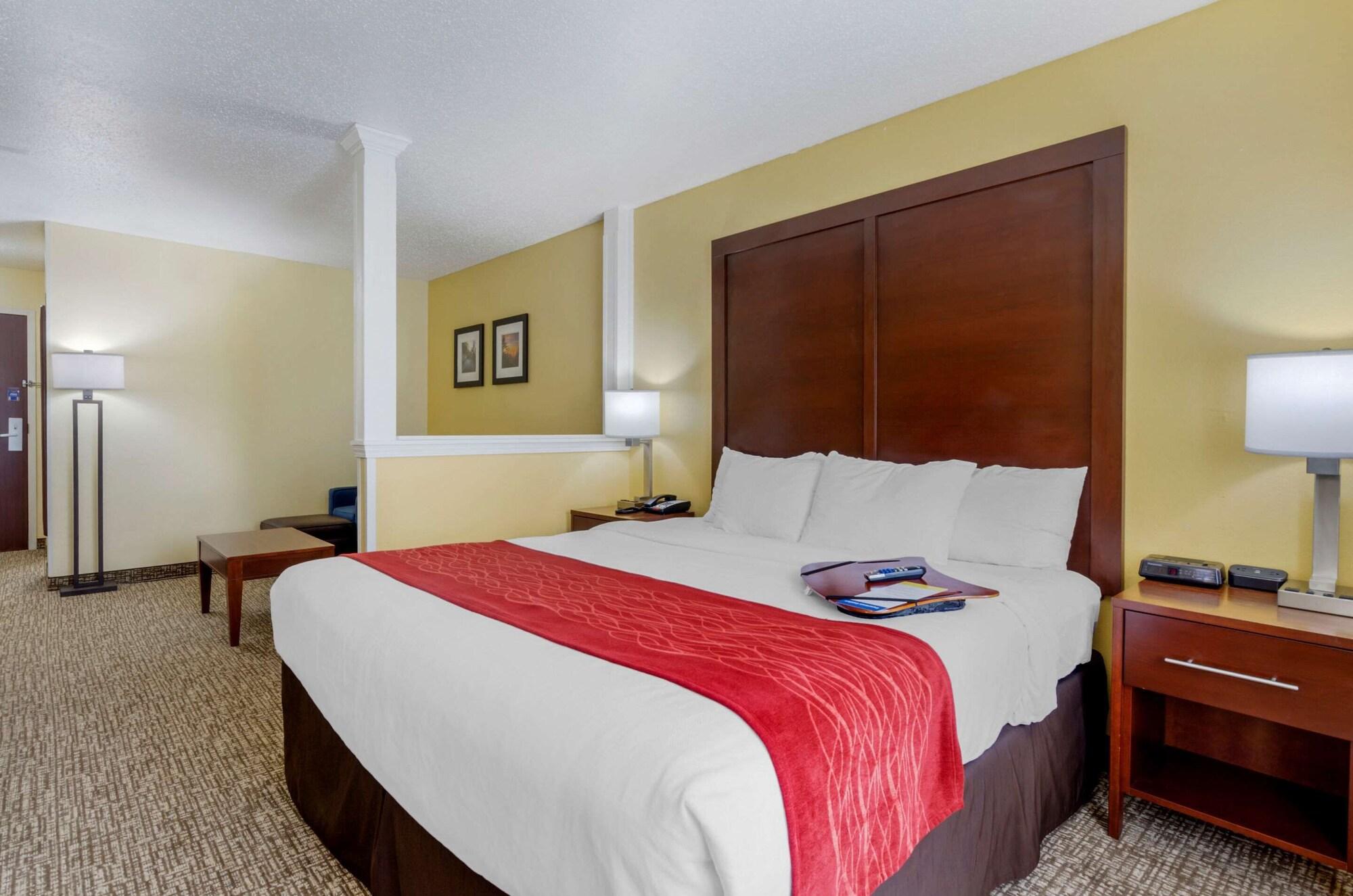 Comfort Inn & Suites Hillsville I-77 Buitenkant foto