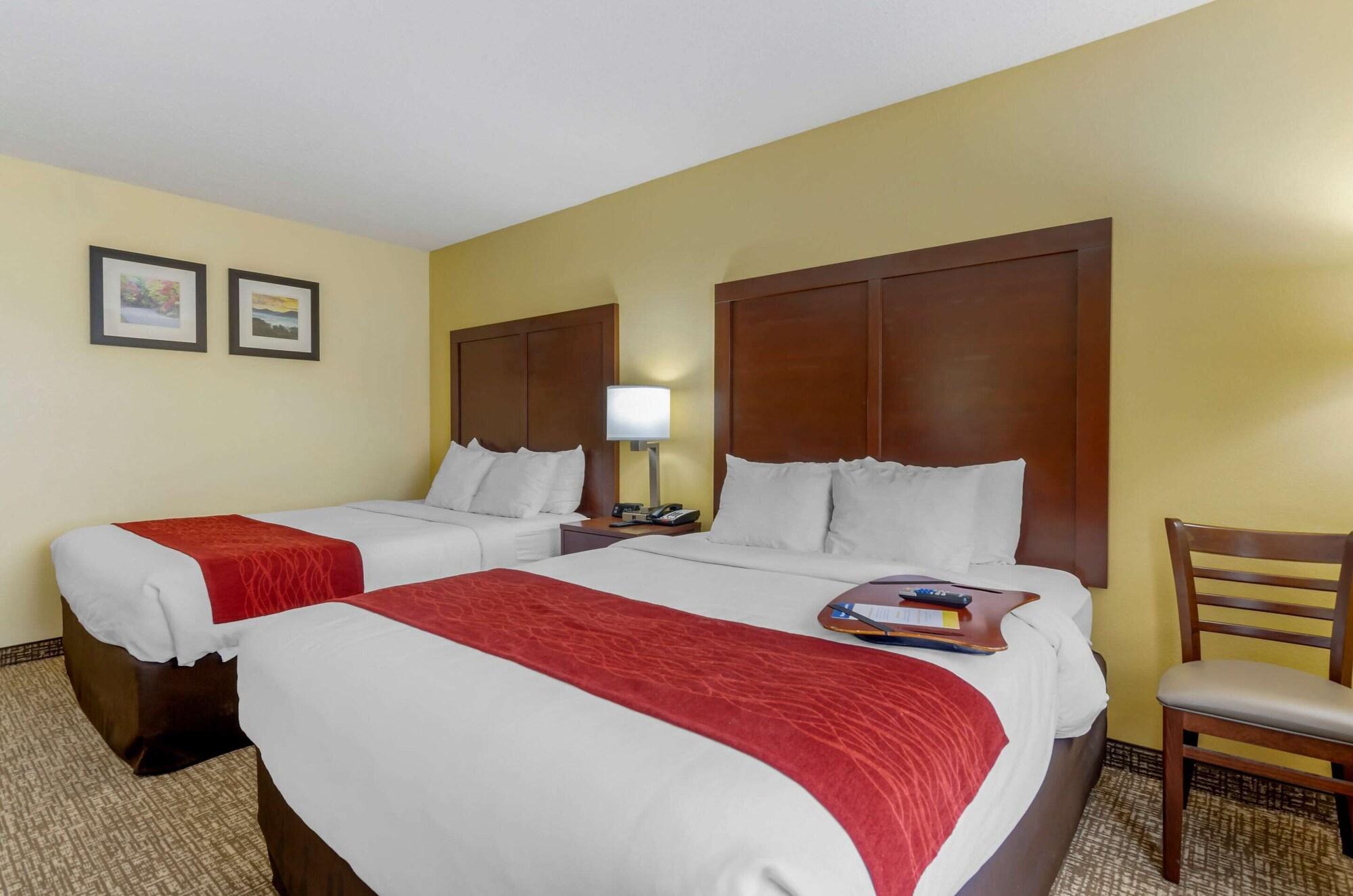 Comfort Inn & Suites Hillsville I-77 Buitenkant foto