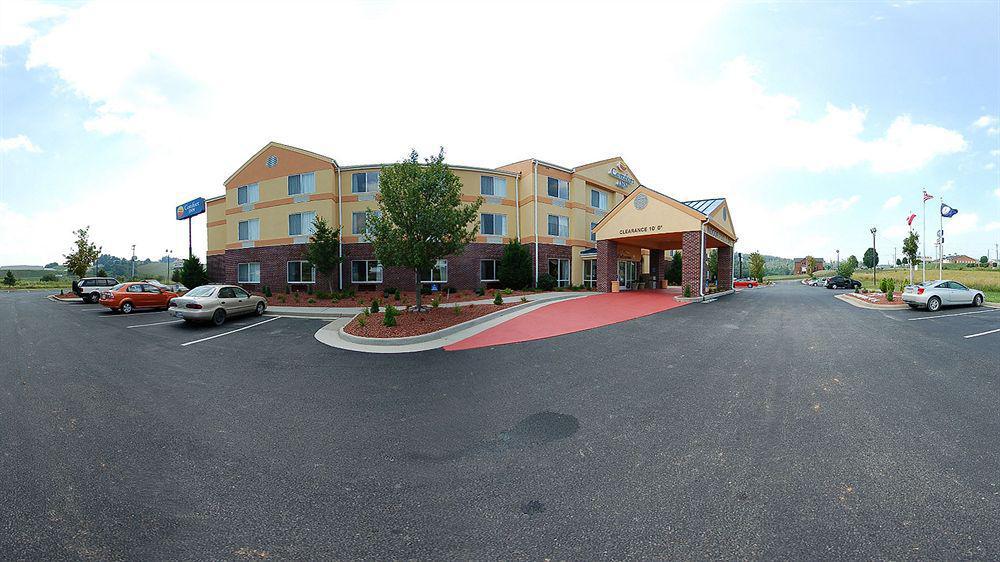 Comfort Inn & Suites Hillsville I-77 Buitenkant foto